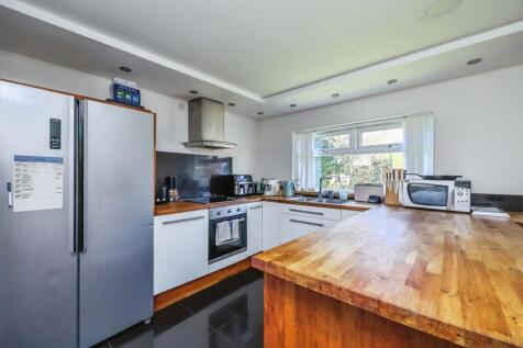 Fitted Kitchen