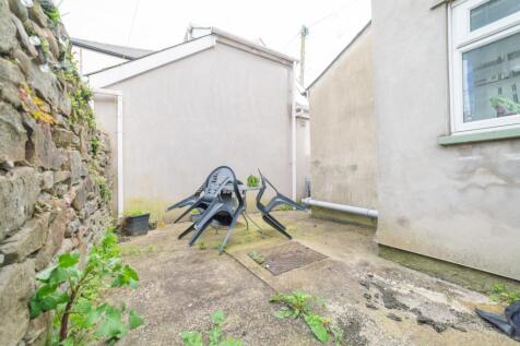 Call 02920 454555 to secure your viewing_11