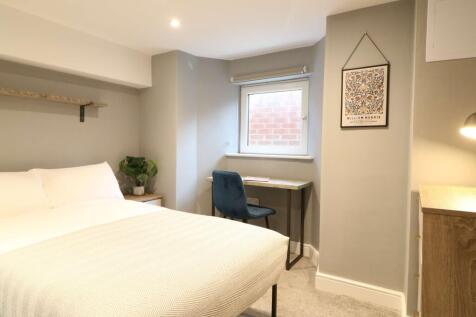 87 Middleton Room 2 3.JPG