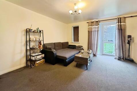 Whitebeam Way, Nuneaton, CV10 photo 5