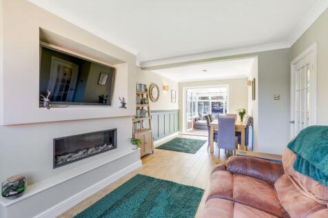 Living/Dining Room