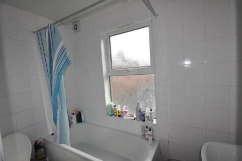 6-bed house on Brudenell Road, Hyde Park, Leeds LS6 1JD, £3,000/mo