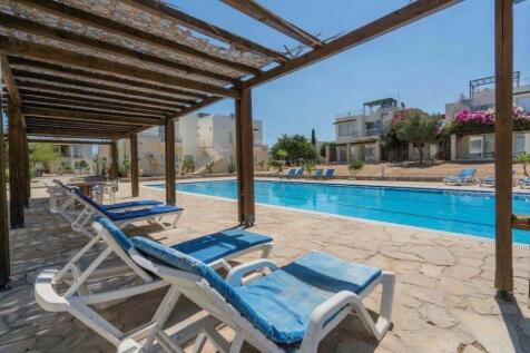pool leisure