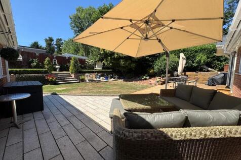 1208e0f4-0e48-464...