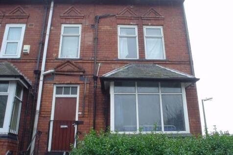 A charming view of the front exterior of a trad...
