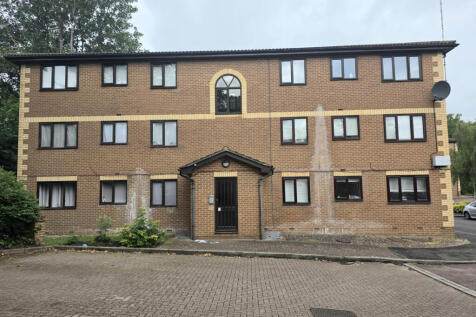 1 Bed Flat to Rent Winston Close, Greenhithe DA9