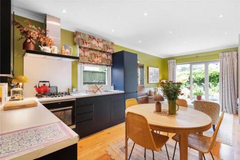 Kitchen/Dining