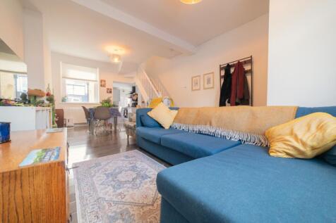 Award Winning CPS HOMES Media team_6