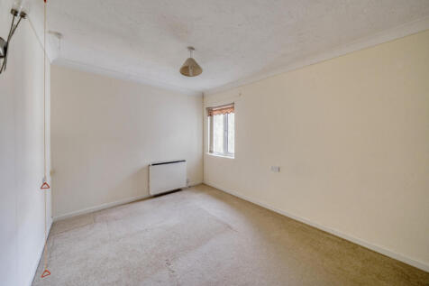 1353841-4-68c16b8...