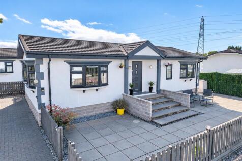 38 Burnbank Park Blairgowrie-2.jpg