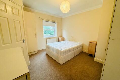 Cambridge Street, Luton, Bedfordshire, LU1 photo 4