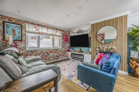 20 Reginald Road, Southsea-PorticoMarketing-SoldBy