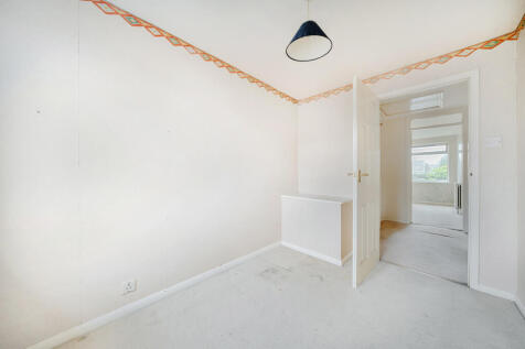 1298550-5-6835830...