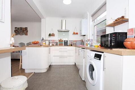 Bridge Road, Bursledon photo 4