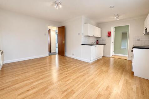 Beach Road East, Felixstowe photo 3