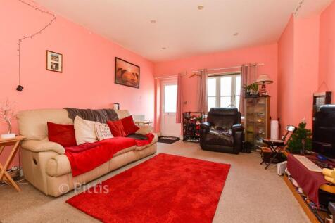 Kitchen/ Living Room