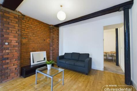 Living Room.jpg