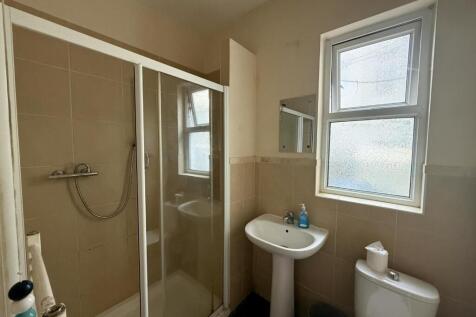 86 toilet .JPG