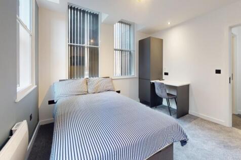 Lower-Pavement-Flat-5-Bedroom(9)