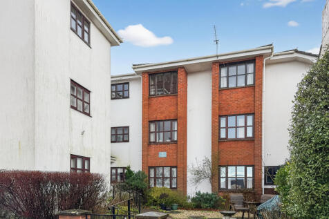 Trafalgar Court, Uffculme