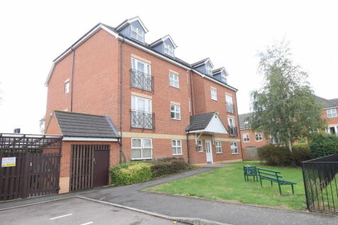 2-bed flat on Palgrave Road, Bedford, £1,200/mo