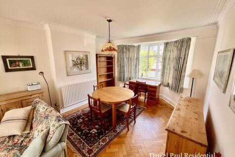 Niagara Avenue, Ealing photo 3