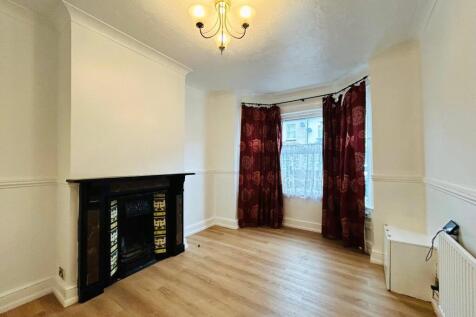 Wilton Road, Reading, Berkshire, RG30 photo 3
