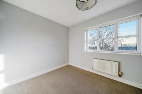 1377104-6-6915ce2...