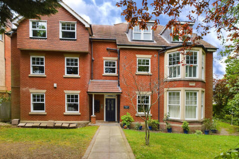 Keston, BR2 - property photo