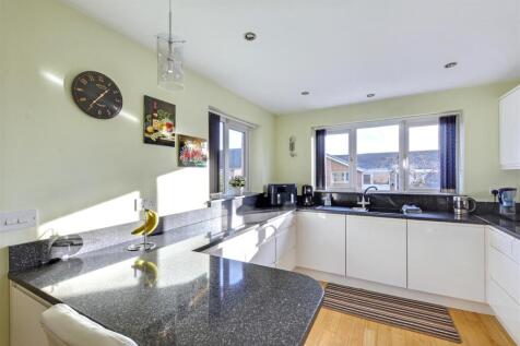 Kitchen_1.jpeg
