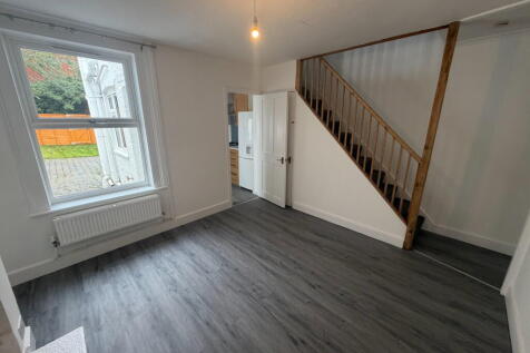 Marlborough Place, Banbury, OX16 5DA photo 5