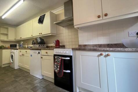 Nobles Way, Egham photo 4