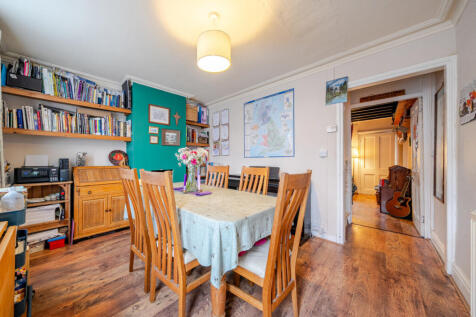 1386520-7-6931a4d...