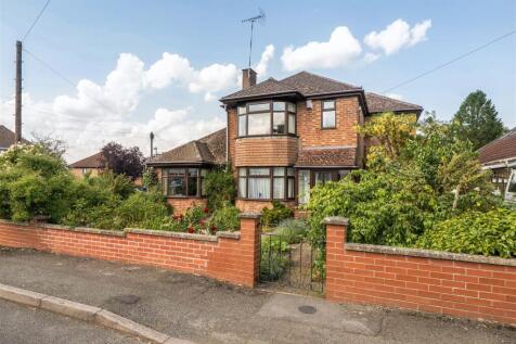 33 Millfields Avenue, Rugby