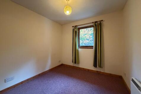 Murray Terrace, Smithton, Inverness, IV2 photo 5