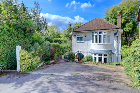 High Wycombe, HP13 - property photo