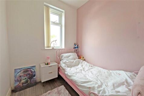 3 bed, 1 bath Semi-Detached in Manchester - Photo 7