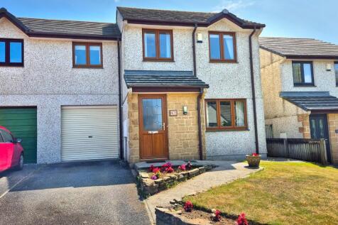 Helston, TR13 - property photo