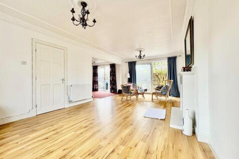 PHOTO-2025-05-07-13-19-58 4.jpg