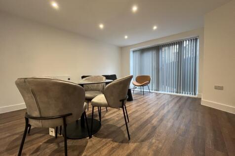 Barrfield Road, Salford photo 3