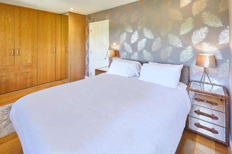 Stay-North-Yorkshire-River-View-Ripon-36-guesty.jp