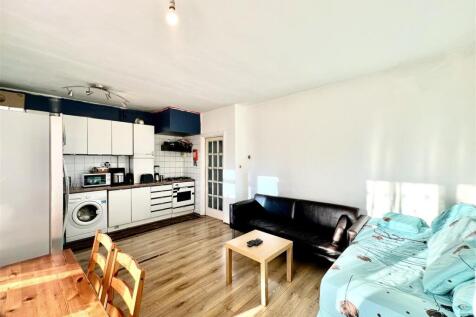 Kitchen/ Family Room