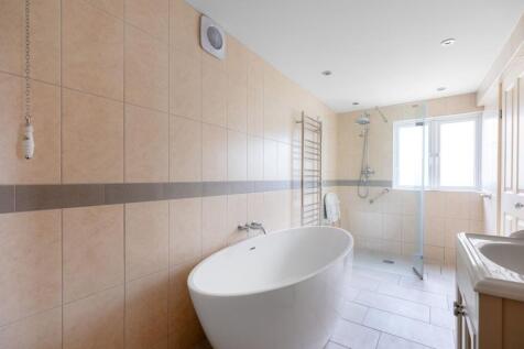 6814c9421e633_Cockmoyle-5