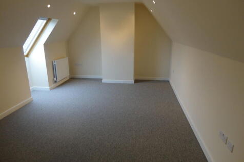 Gretton Road, Weldon, Corby, NN17 3HY photo 4