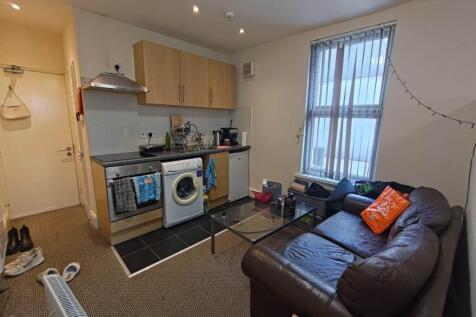 Kitchen living area 