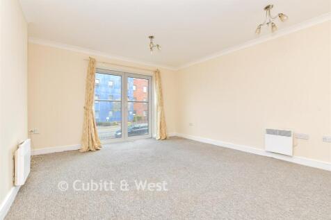 Kitchen / Lounge