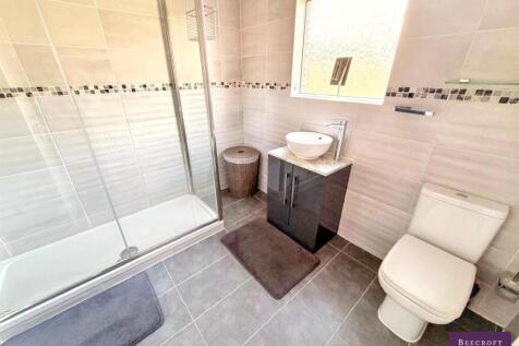 db113c53-8033-4aea-aa60-6a8b685c36f8.jpg