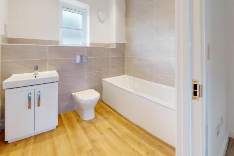 Bathroom (7).jpg
