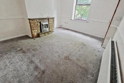 239 Meltham Road, Netherton, Huddersfield, HD4 7HL