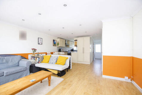 Lounge/ Kitchen/ Diner